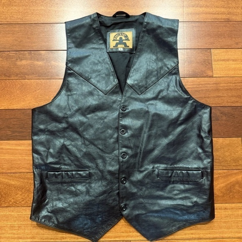 Vintage Phase 2 men’s size small black leather vest